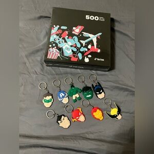 500 pcs Tik Tok Puzzle & 9 Superhero Keychains